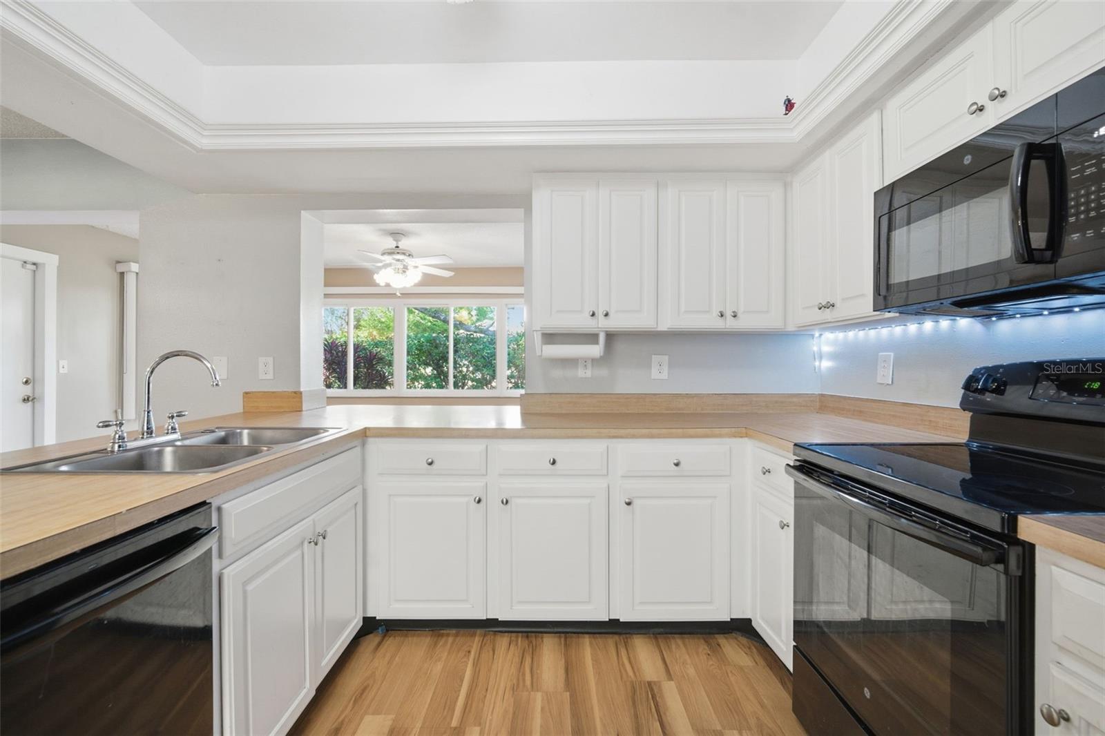 2101 HAILSTONE CIR #0, SUN CITY CENTER, FL — photo 21