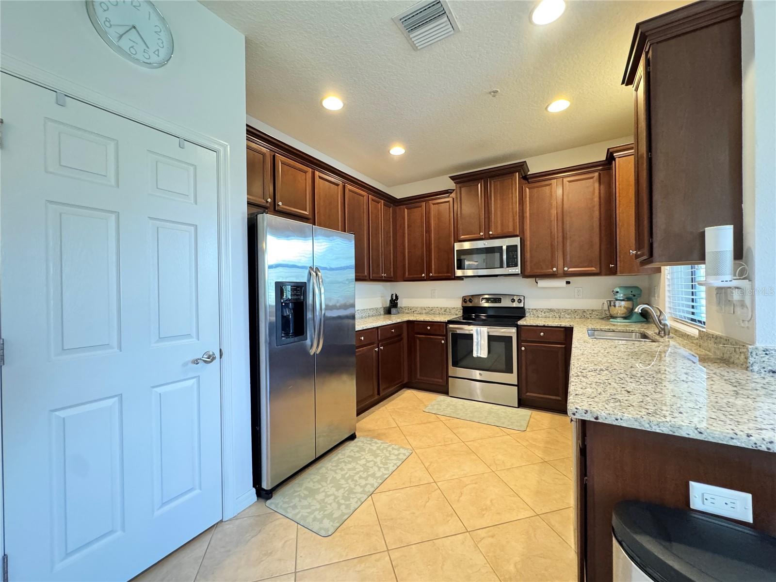 4196 OVERTURE CIR #4196, BRADENTON, FL — photo 3