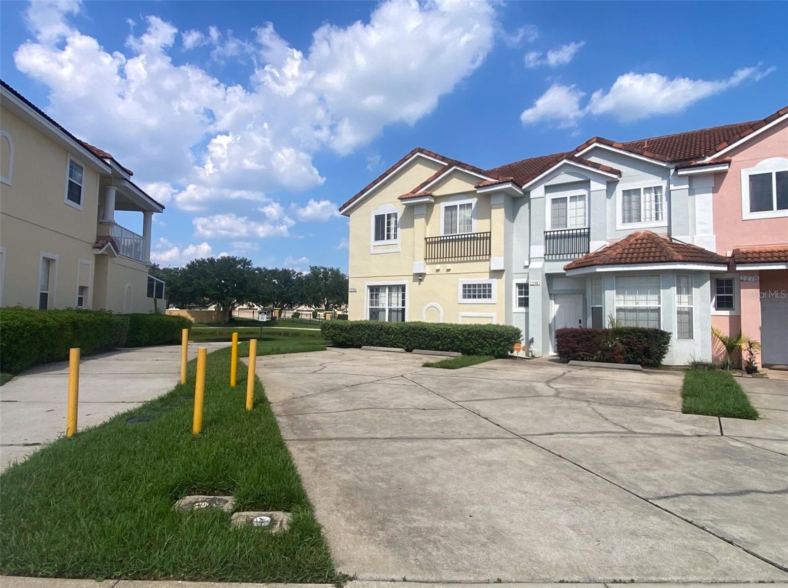 1282 S BEACH CIR, KISSIMMEE, FL — photo 3