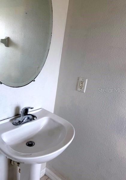 1282 S BEACH CIR, KISSIMMEE, FL — photo 17