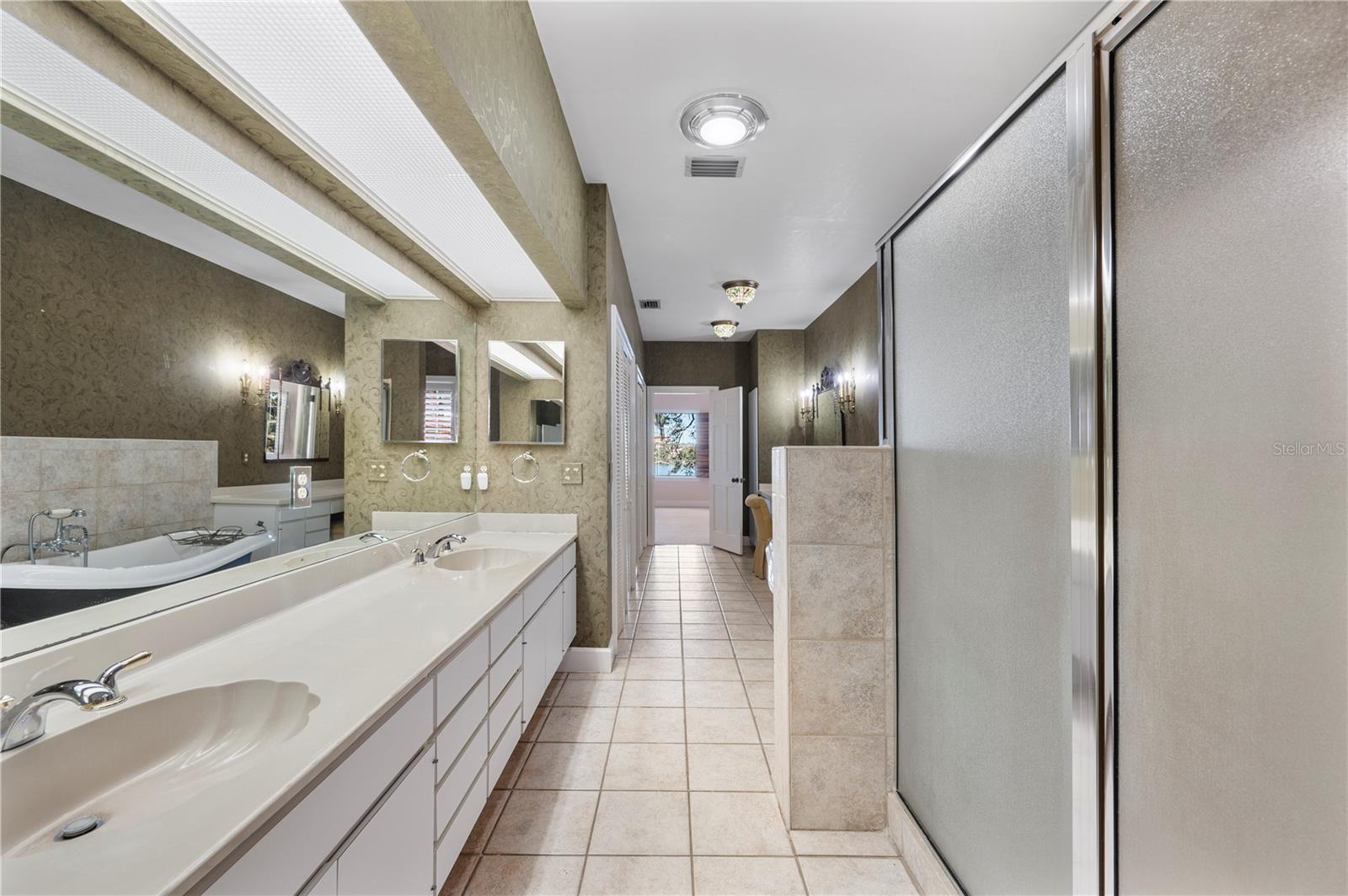155 LAKE MORTON DR #1, LAKELAND, FL — photo 36