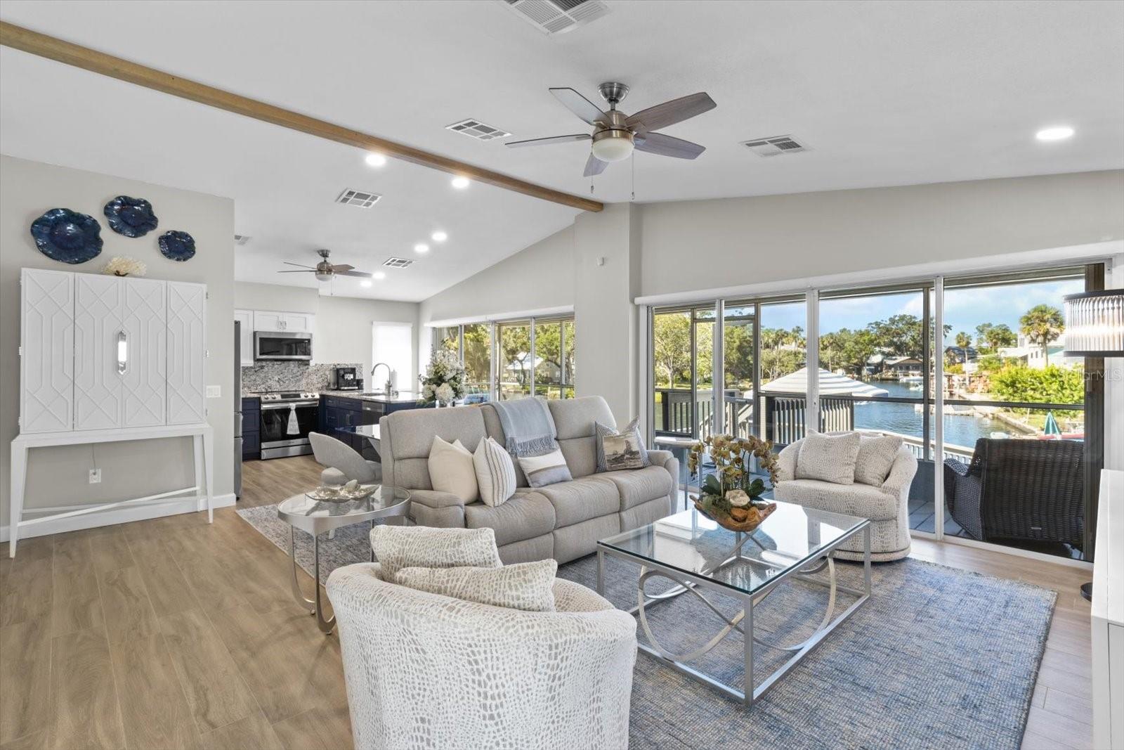 7305 TROPICAL DR, WEEKI WACHEE, FL — photo 5