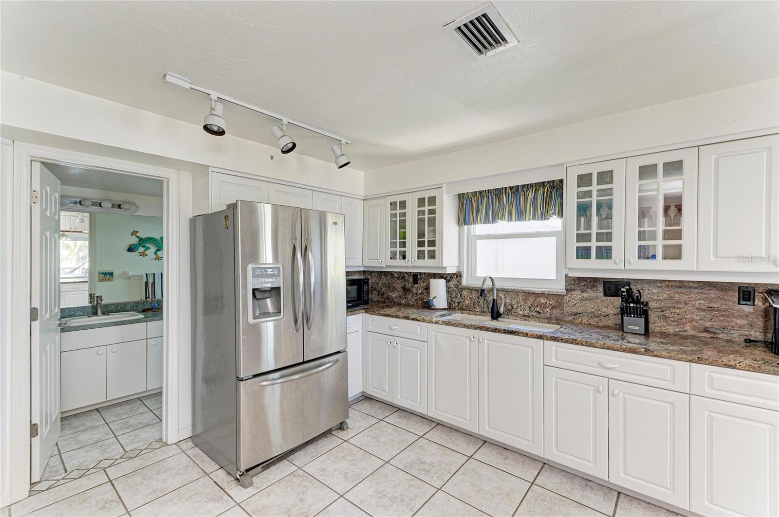 872 NORTH SHORE DR, ANNA MARIA, FL — photo 15