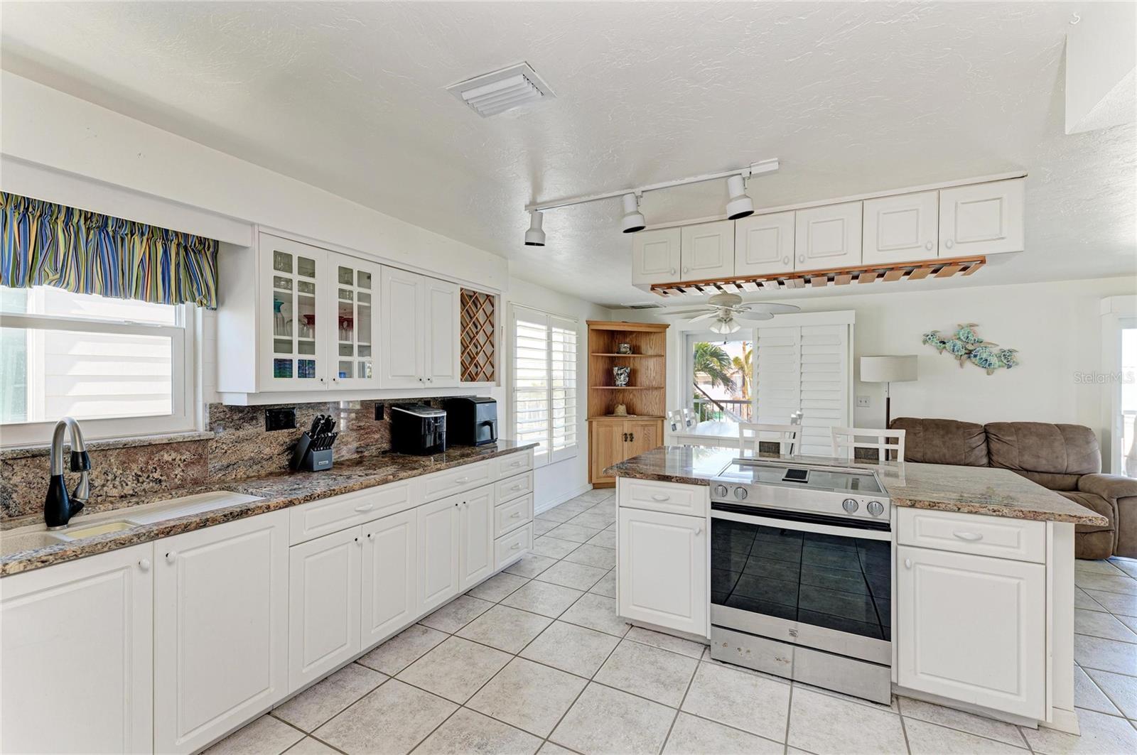872 NORTH SHORE DR, ANNA MARIA, FL — photo 16