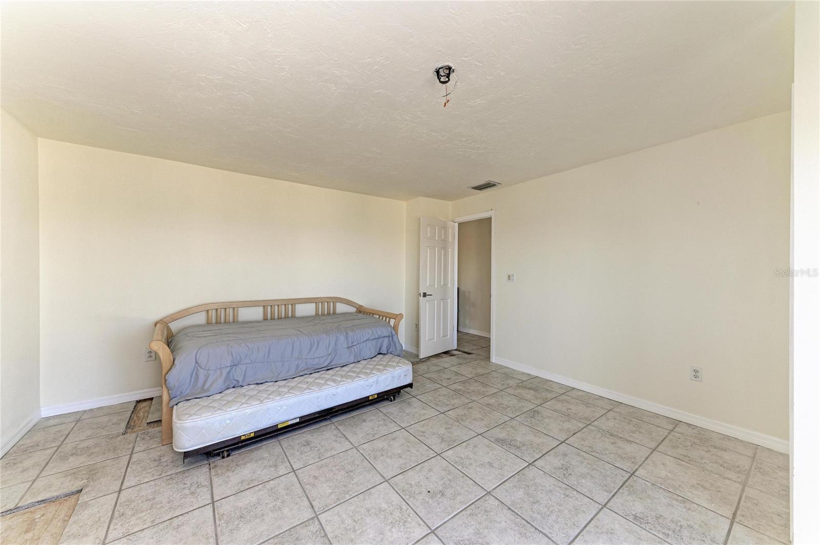 872 NORTH SHORE DR, ANNA MARIA, FL — photo 27