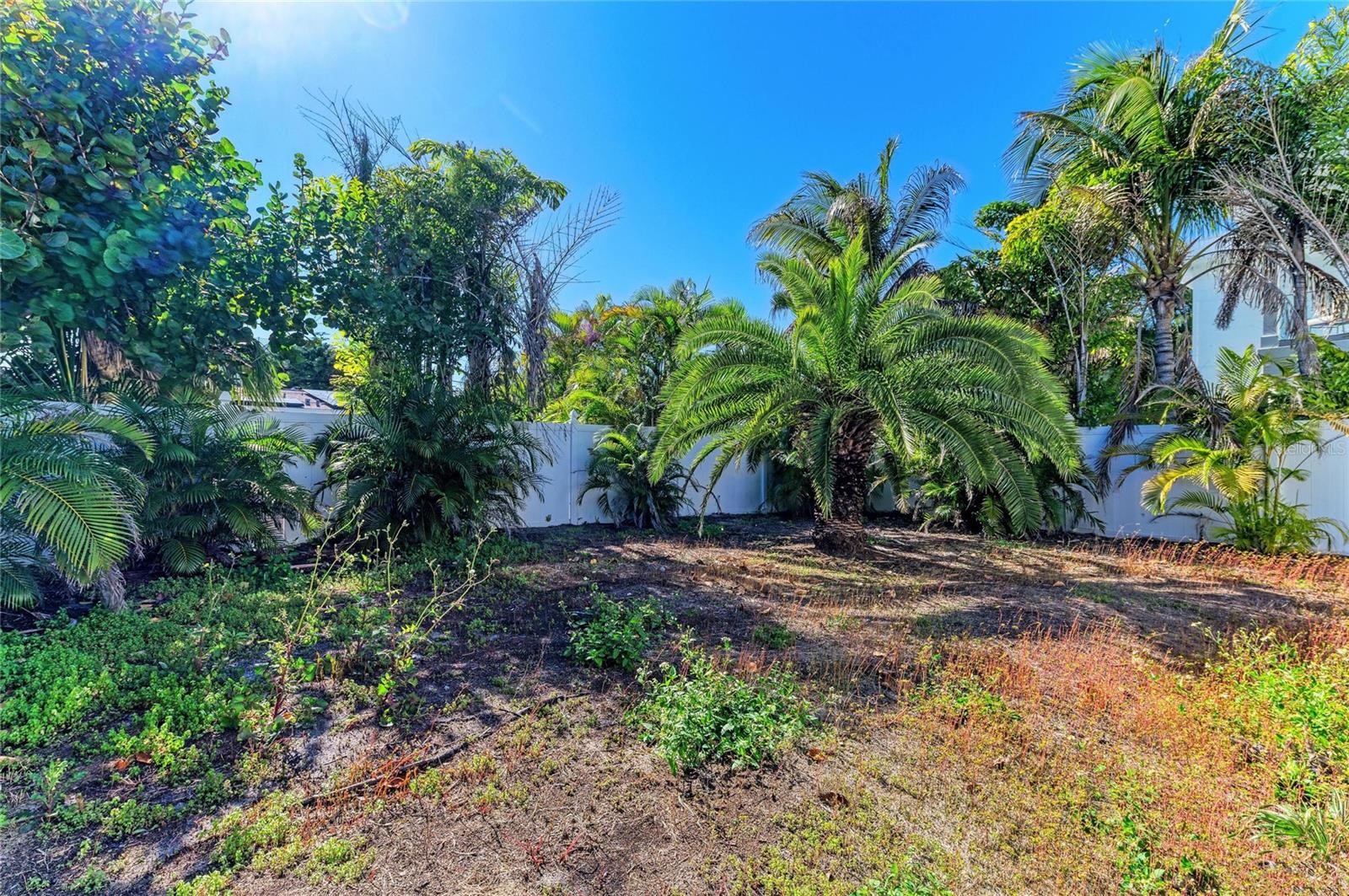 872 NORTH SHORE DR, ANNA MARIA, FL — photo 45