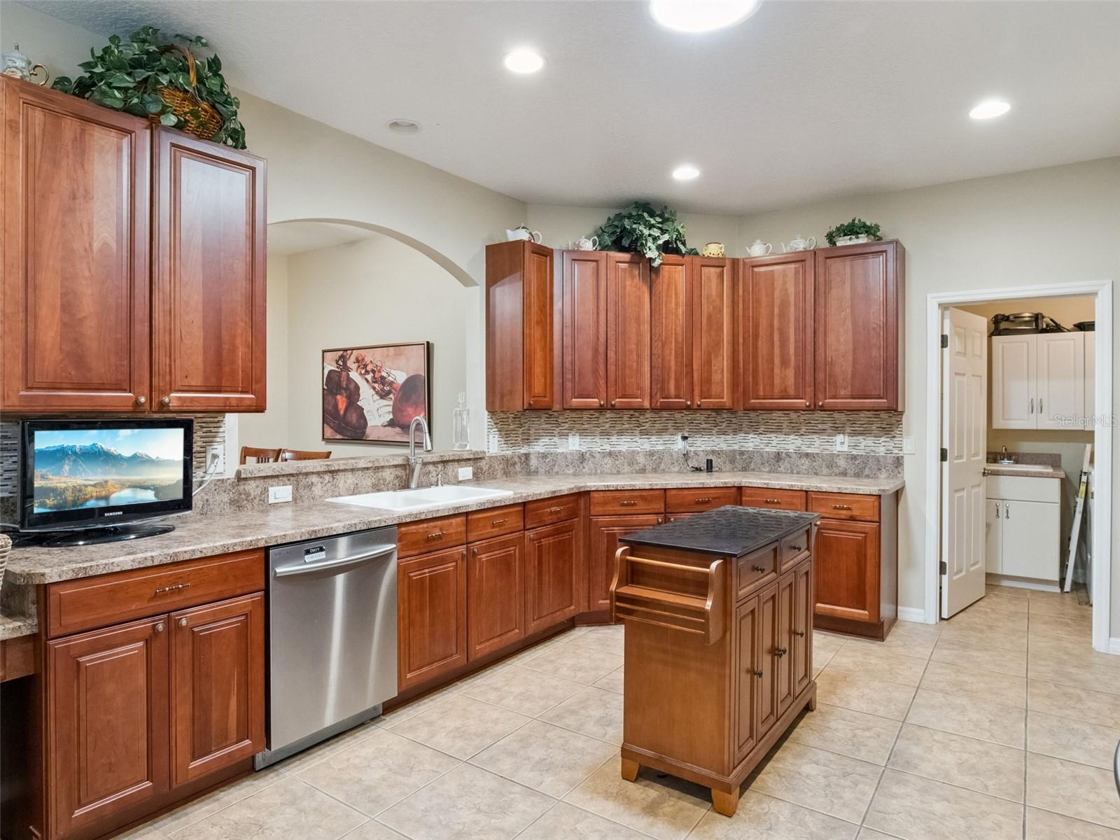 20639 PRINCE RANIER PL, LEESBURG, FL — photo 27
