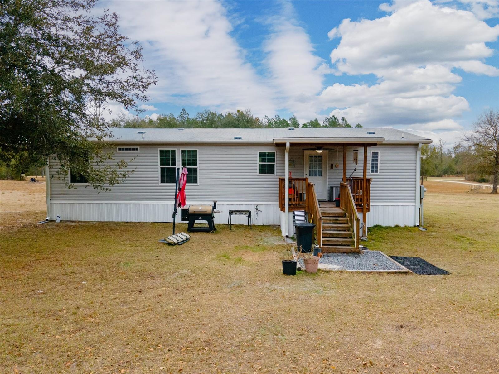 5431 163RD PATH, LIVE OAK, FL — photo 4