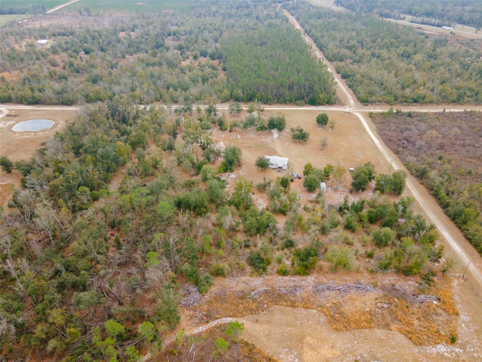 5431 163RD PATH, LIVE OAK, FL — photo 9