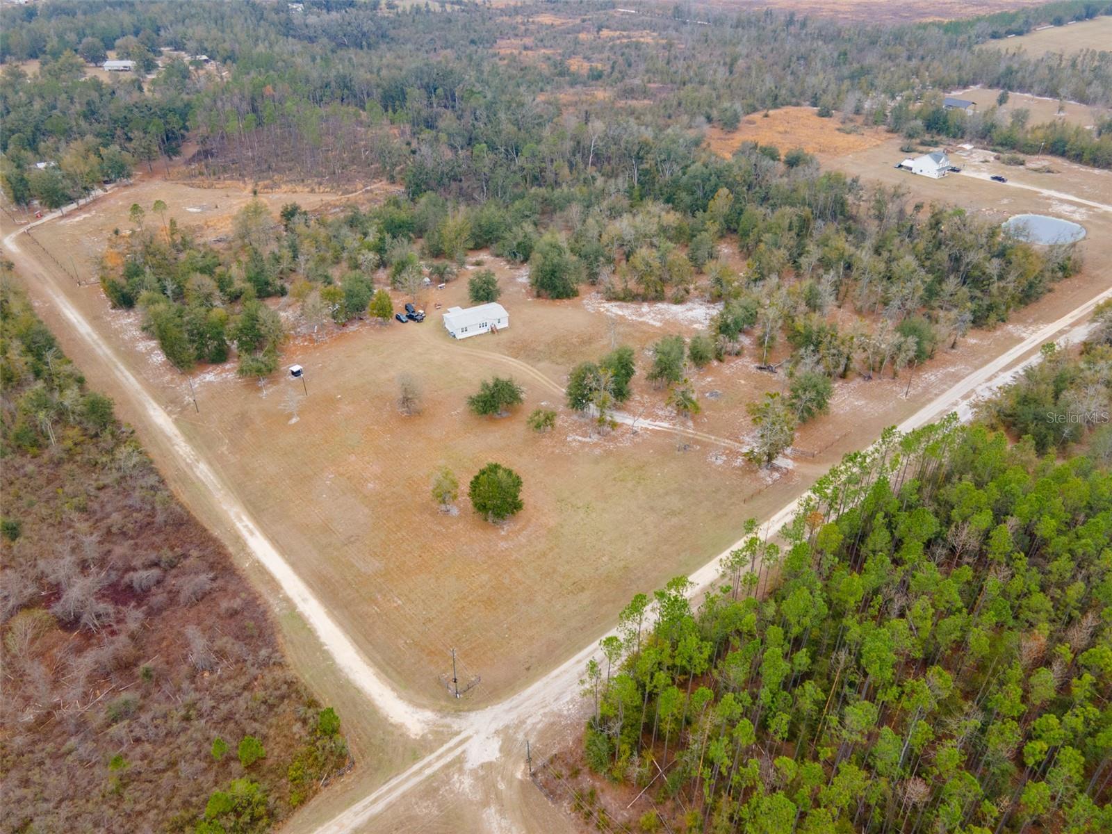 5431 163RD PATH, LIVE OAK, FL — photo 11
