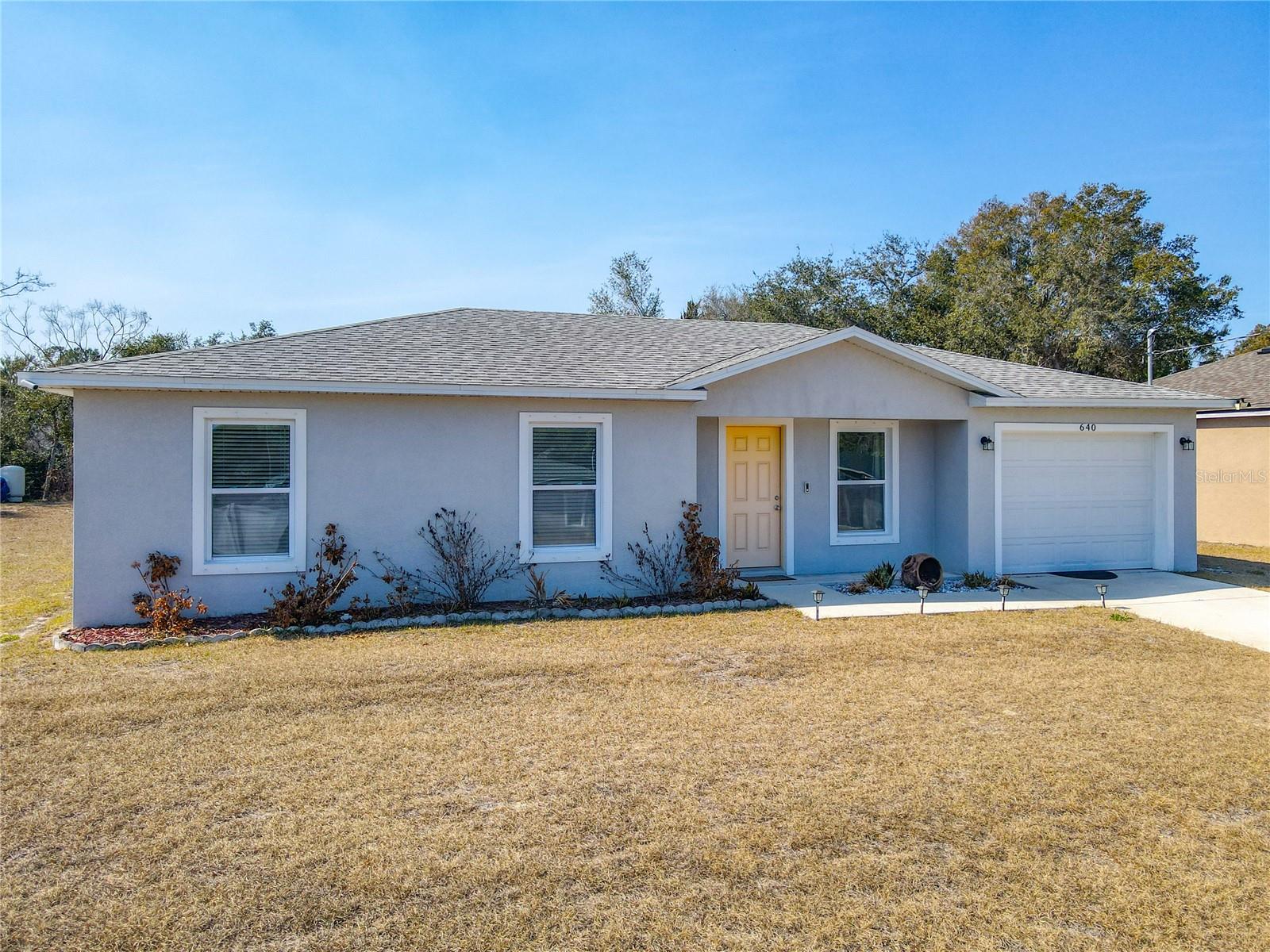 640 CHESTNUT AVE, ORANGE CITY, FL