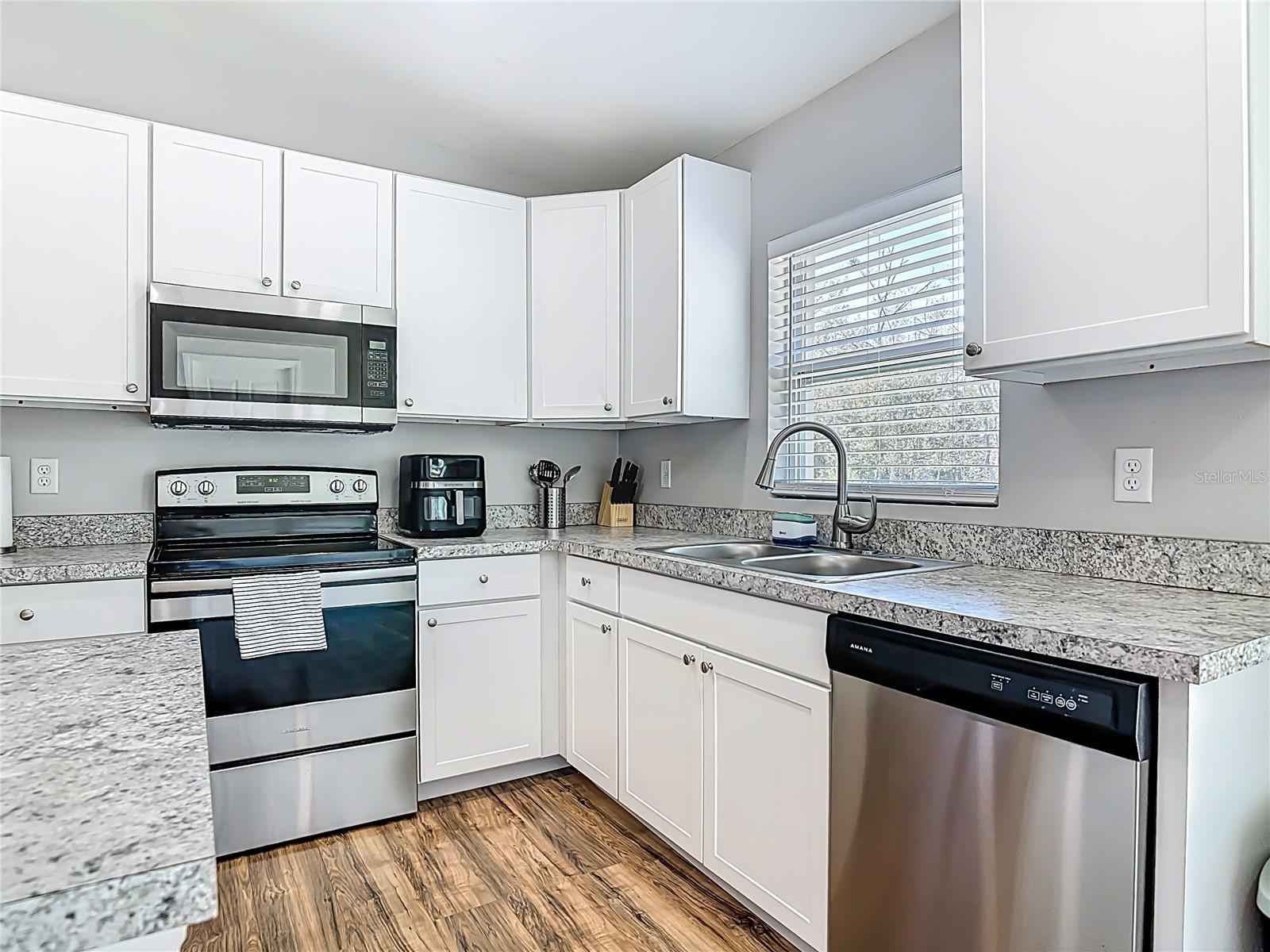 640 CHESTNUT AVE, ORANGE CITY, FL — photo 17