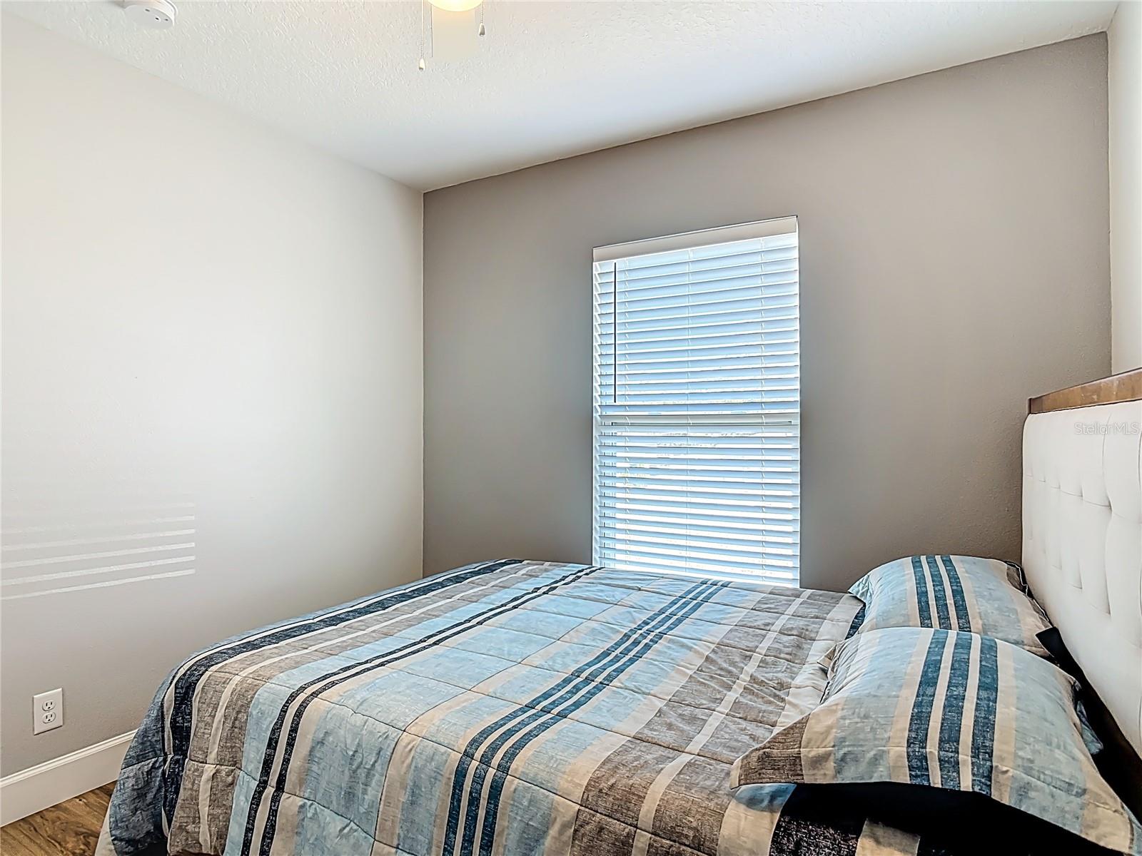 640 CHESTNUT AVE, ORANGE CITY, FL — photo 25