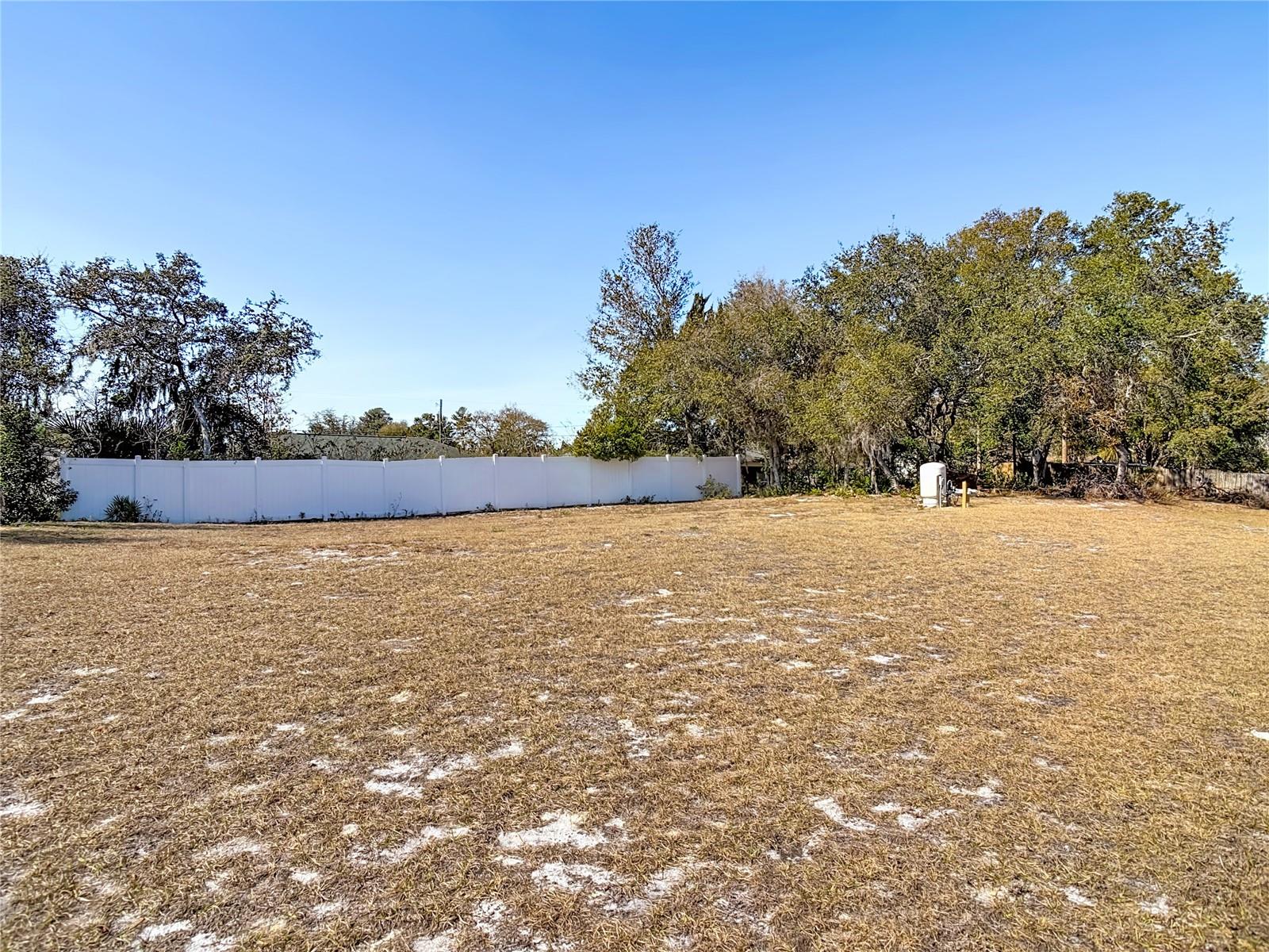 640 CHESTNUT AVE, ORANGE CITY, FL — photo 41