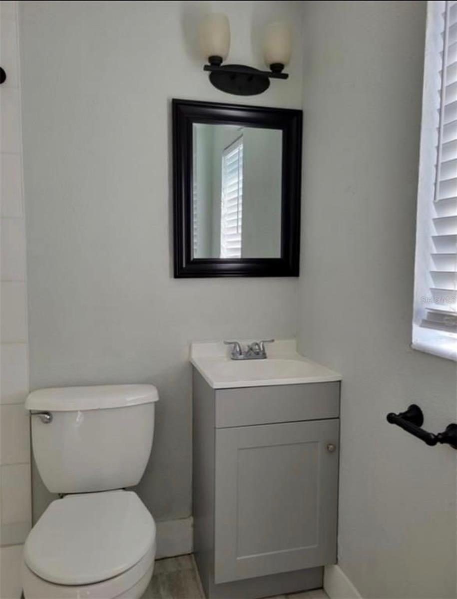 330 20TH AVE S, ST PETERSBURG, FL — photo 13