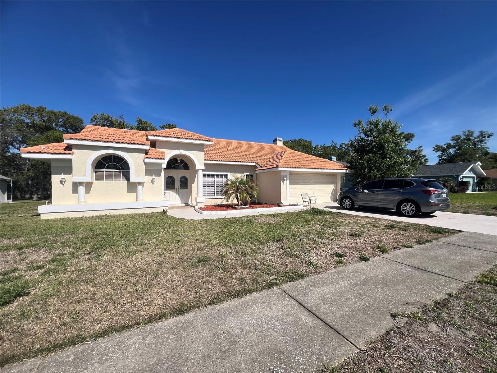 14189 CORNEWALL LN, SPRING HILL, FL — photo 4
