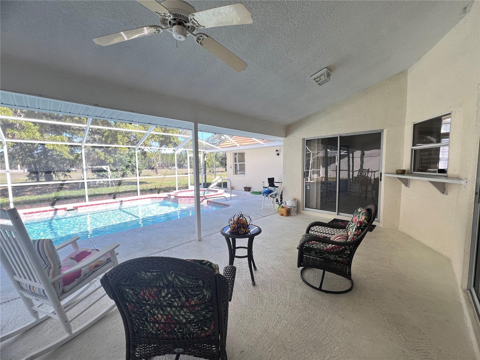14189 CORNEWALL LN, SPRING HILL, FL — photo 29