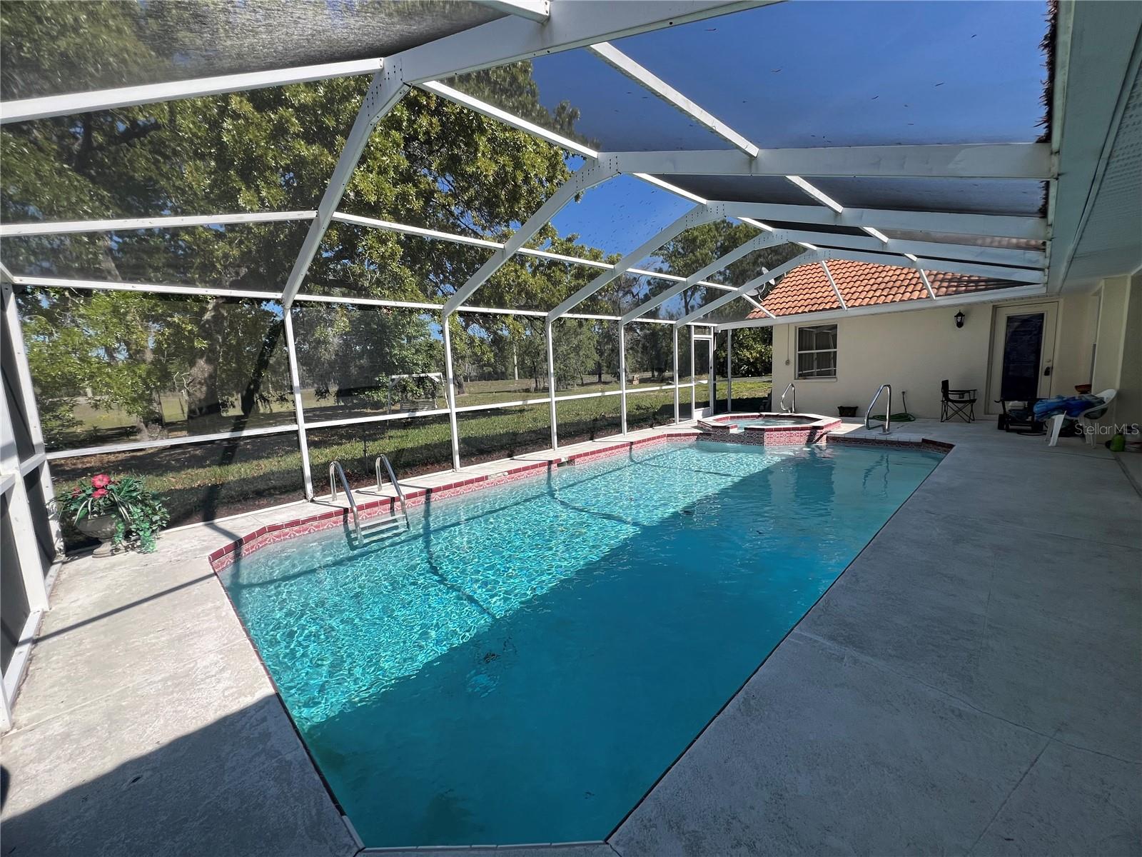 14189 CORNEWALL LN, SPRING HILL, FL — photo 33