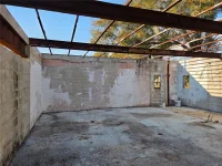 715 N YOUNG BLVD — photo 18