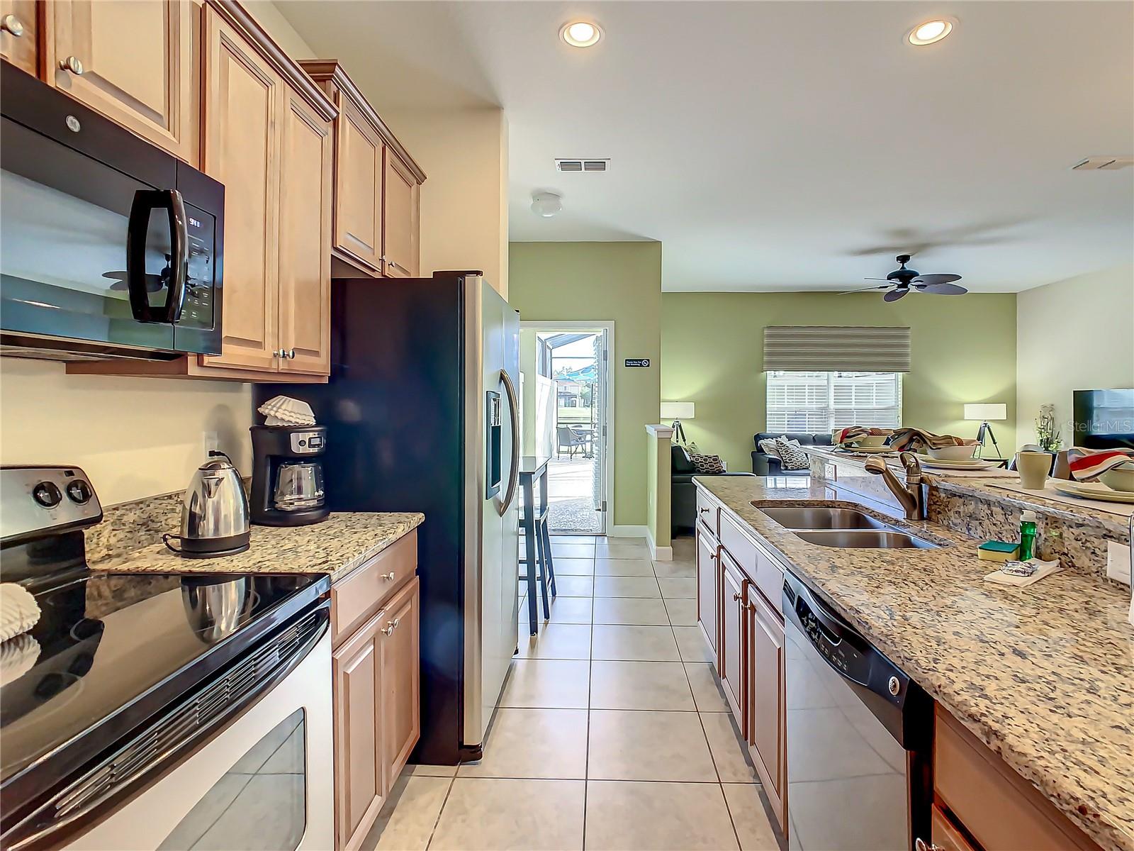 3039 BEACH PALM AVE, KISSIMMEE, FL — photo 6