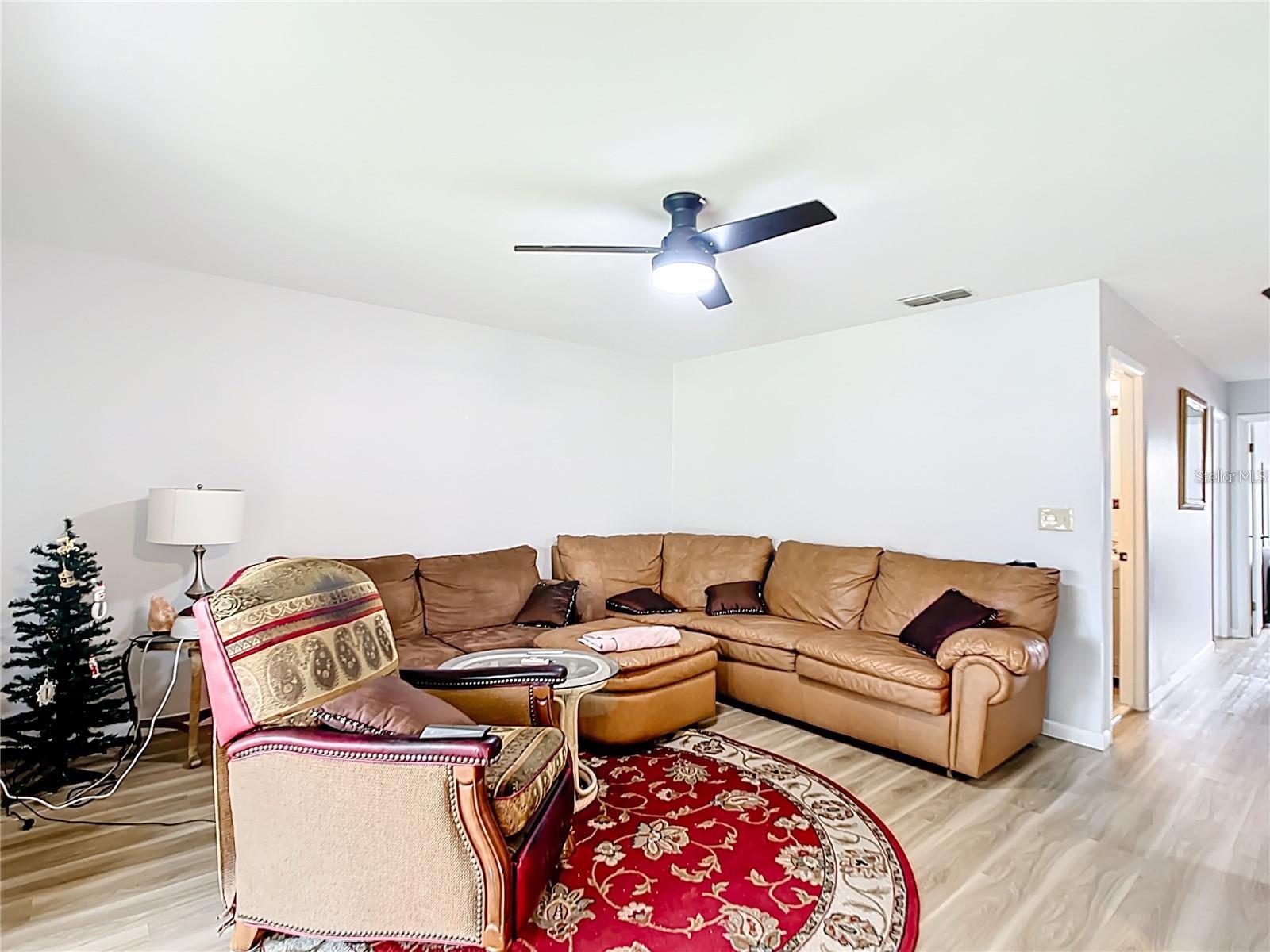 548 FAIRWAYS DR #B, OCALA, FL — photo 10