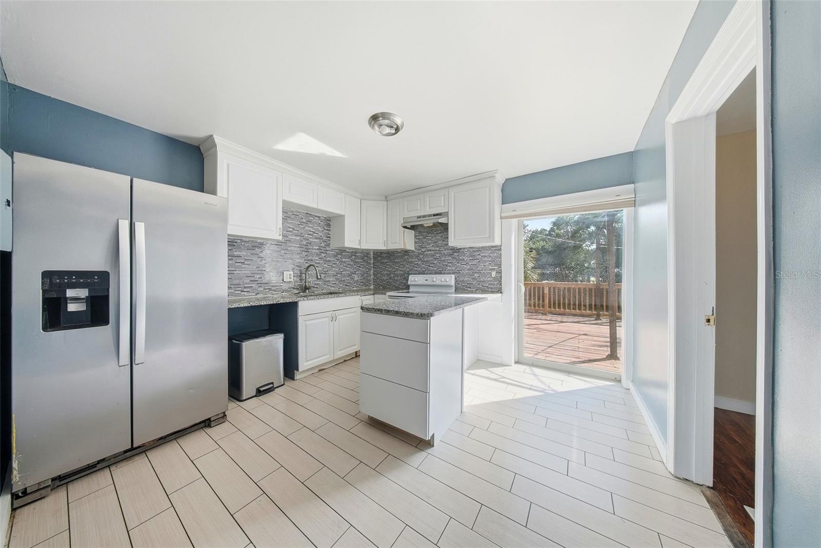 514 E MORGAN ST, TARPON SPRINGS, FL — photo 10