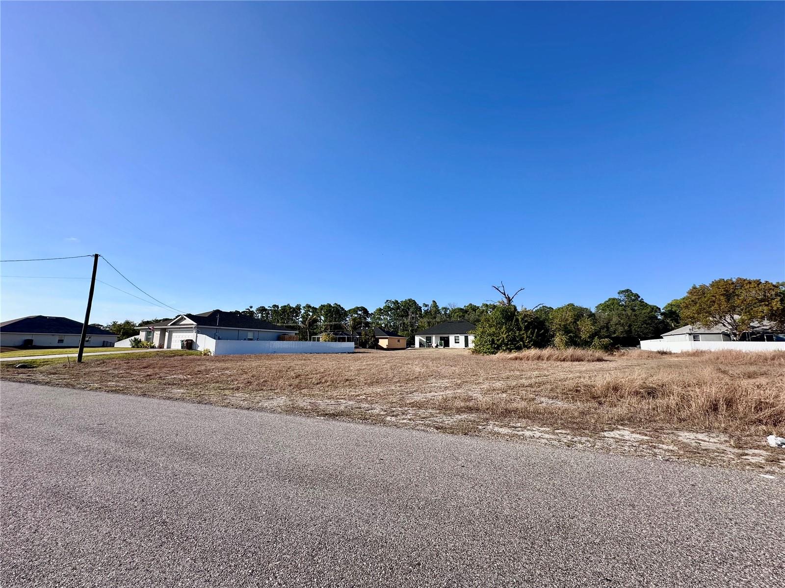 305 NE 31ST TER, CAPE CORAL, FL — photo 4
