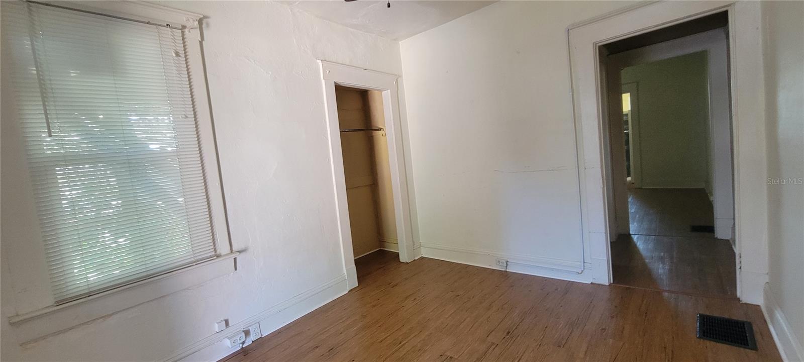 1846 2ND AVE N, ST PETERSBURG, FL — photo 35