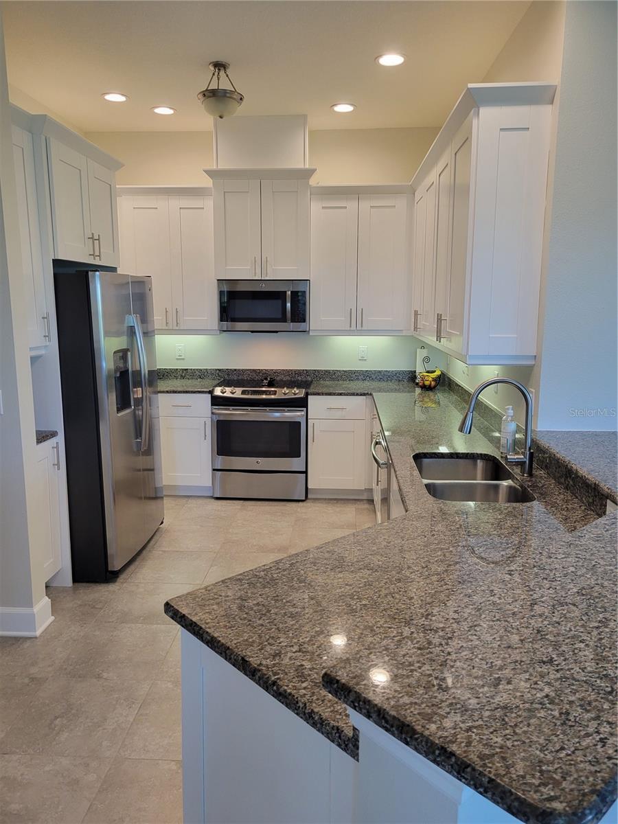 7710 34TH AVE W #303, BRADENTON, FL — photo 12