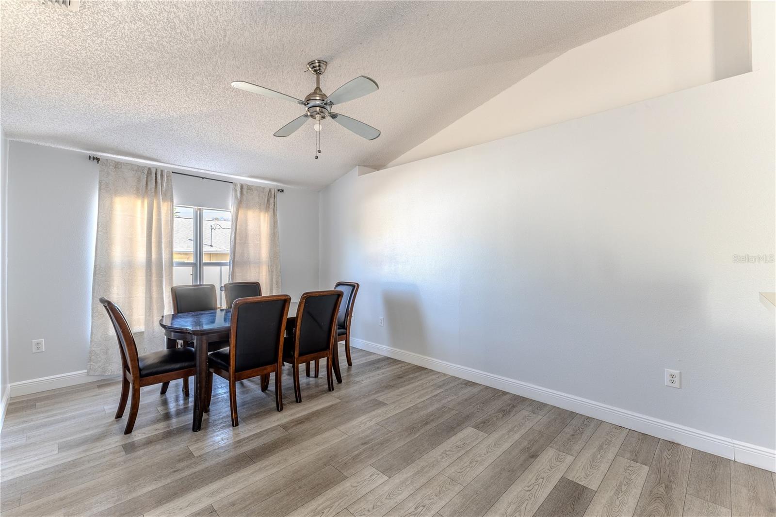 5437 FREEPORT DR, SPRING HILL, FL — photo 4