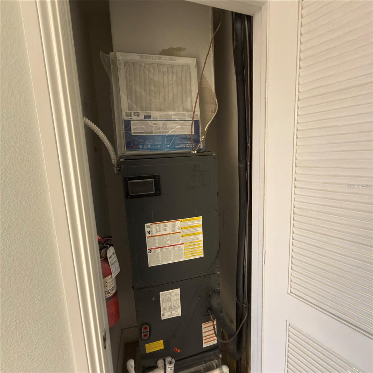 13941 CLUBHOUSE DR #208, TAMPA, FL — photo 29