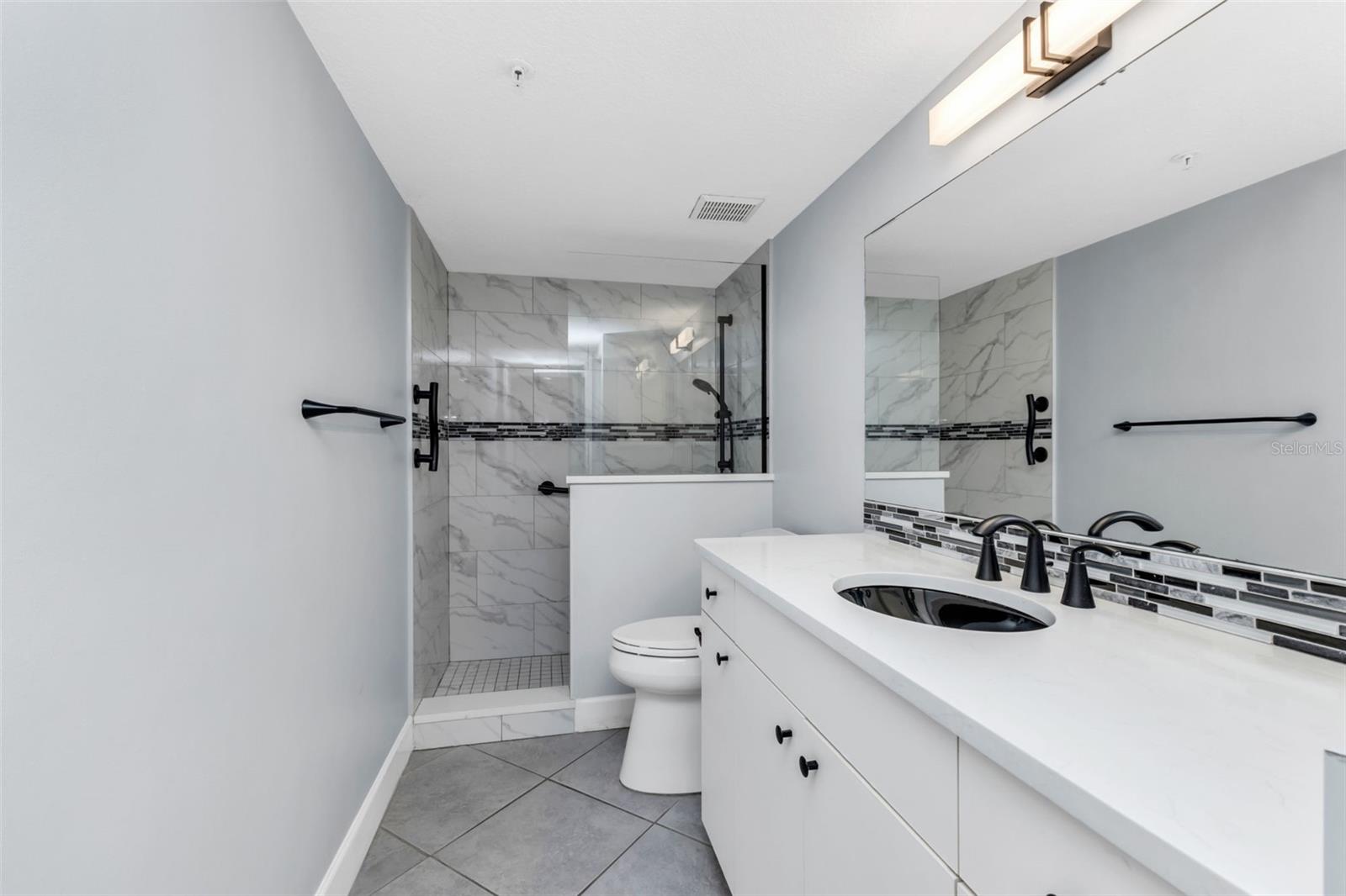 1650 W MARION AVE #123, PUNTA GORDA, FL — photo 41