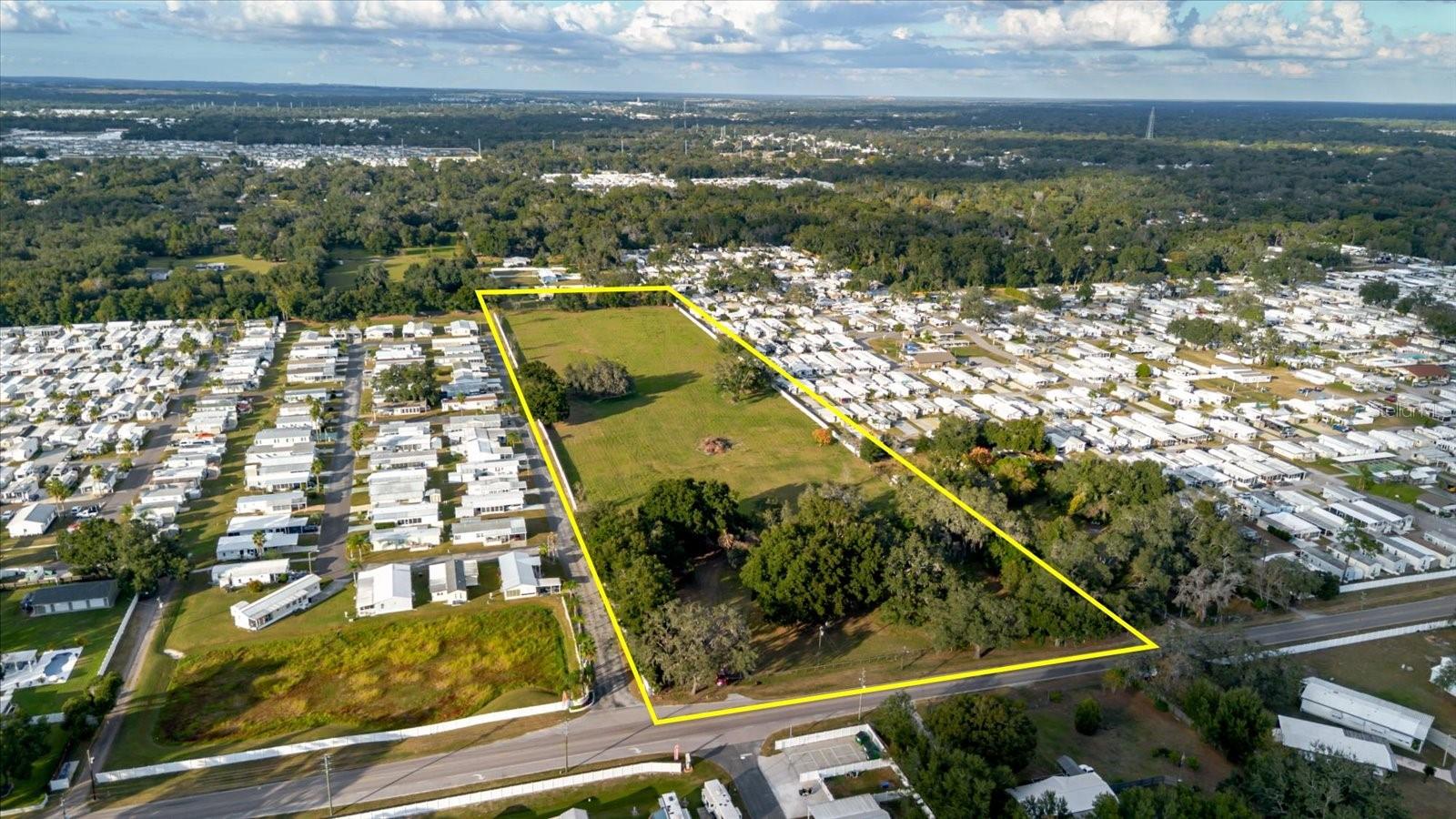 37435 CHANCEY RD, ZEPHYRHILLS, FL — photo 2