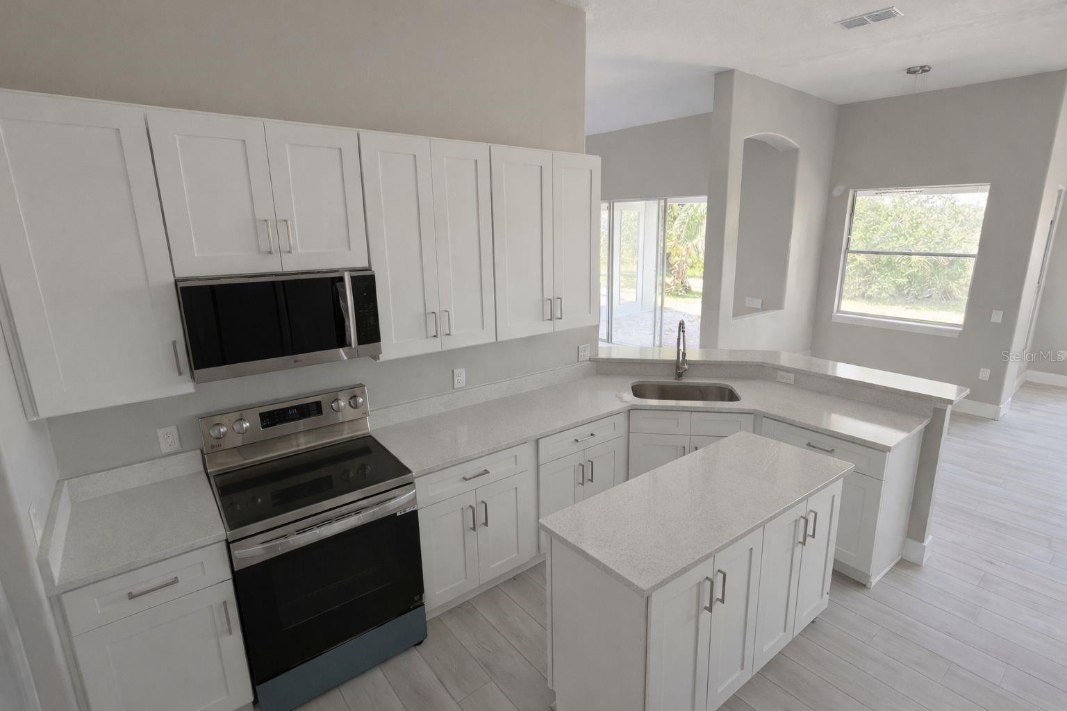 3504 VALLEYVIEW DR, KISSIMMEE, FL — photo 6