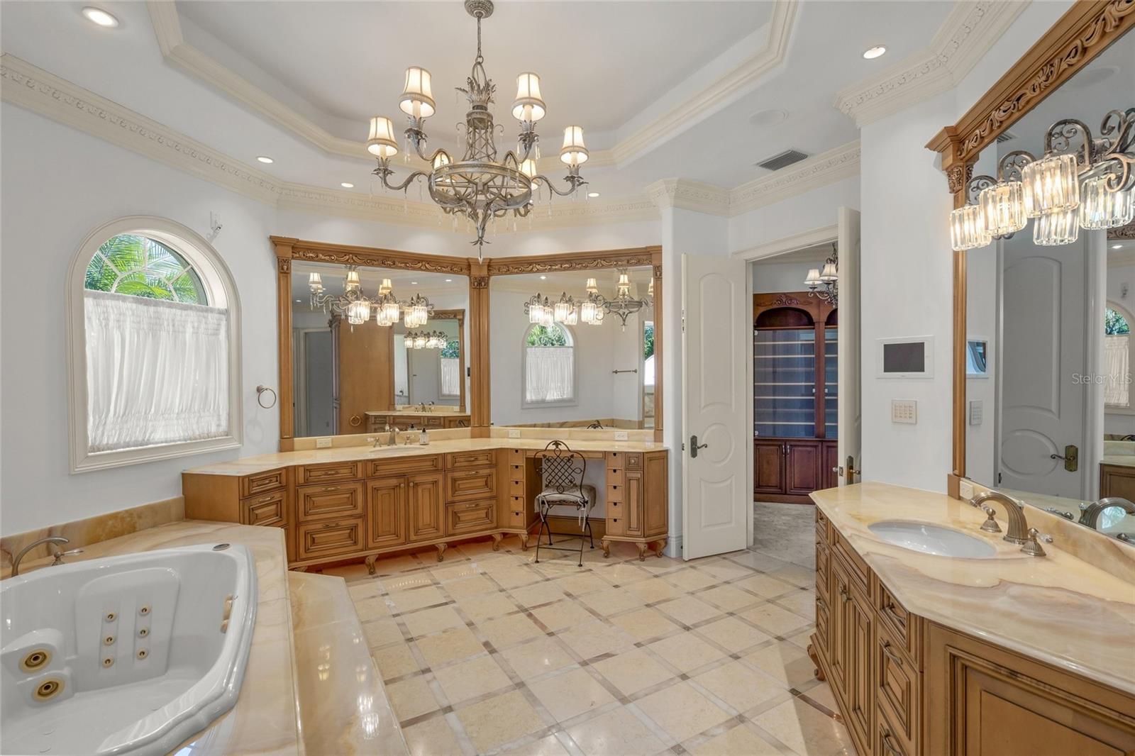 6702 CHANCERY PL, UNIVERSITY PARK, FL — photo 15