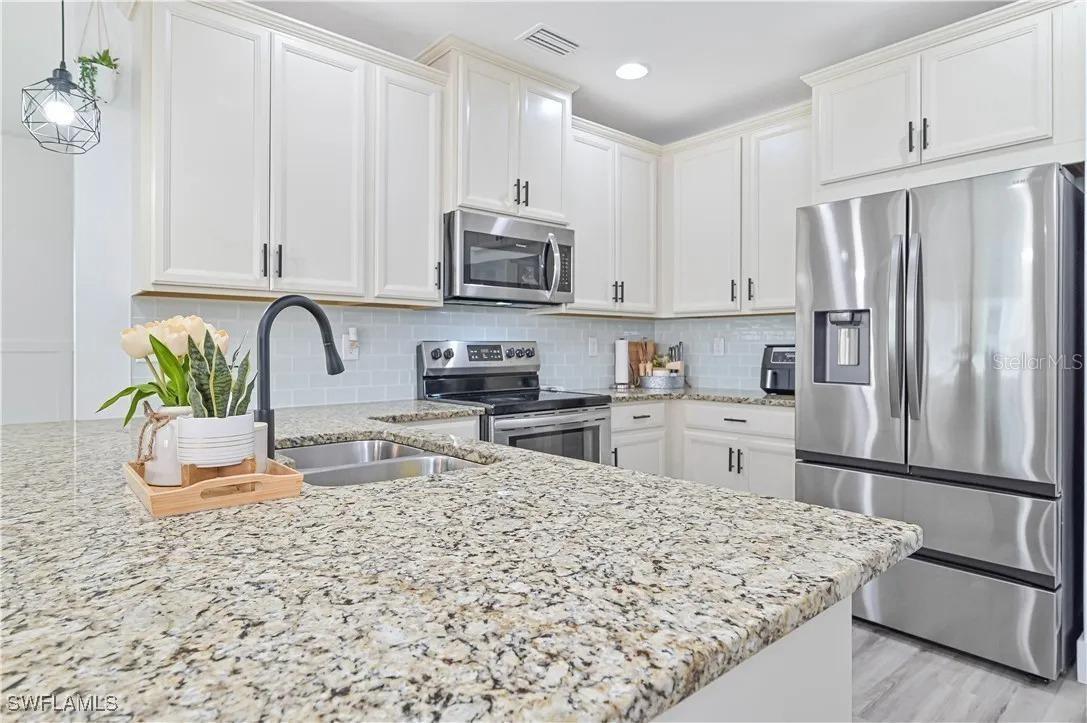 3804 TILBOR CIR, FORT MYERS, FL — photo 17