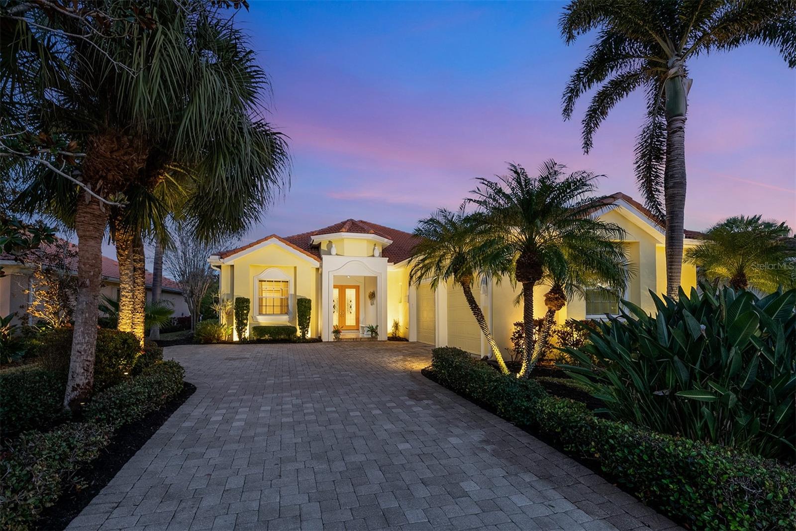 1752 GRANDE PARK DR, ENGLEWOOD, FL — photo 2