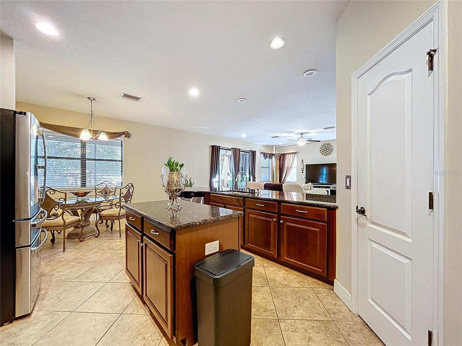 15246 ANGUILLA ISLE AVE, TAMPA, FL — photo 30