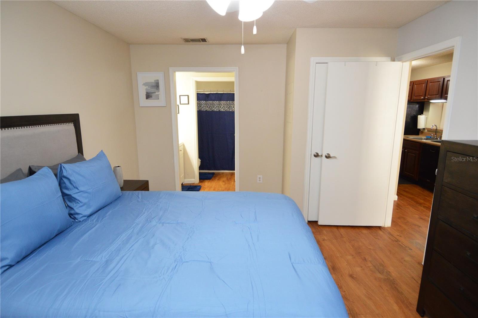 11901 4TH ST N #10105, ST PETERSBURG, FL — photo 31