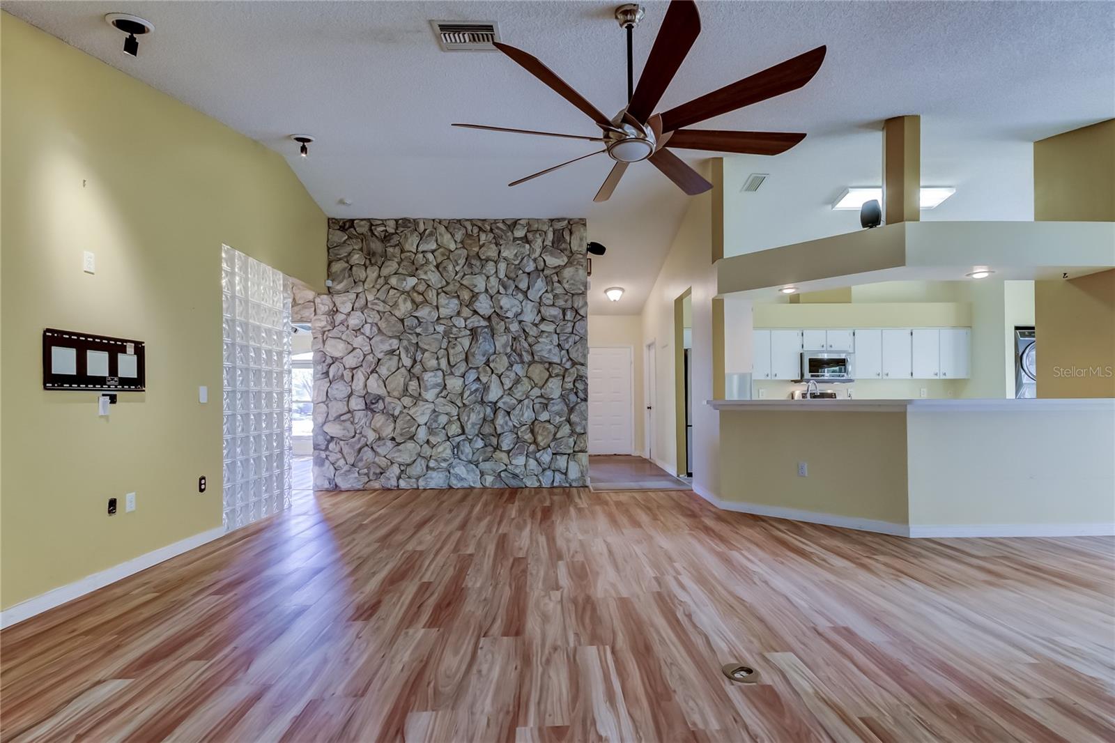 1795 BAYHILL DR, OLDSMAR, FL — photo 5