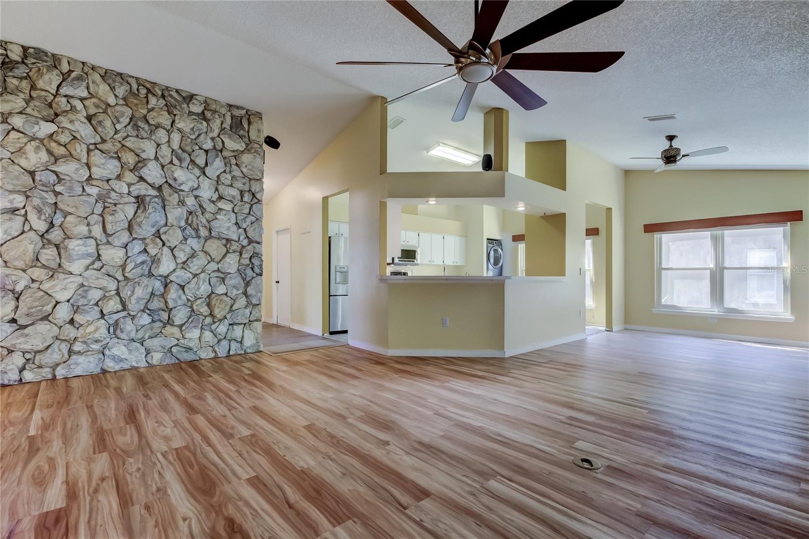 1795 BAYHILL DR, OLDSMAR, FL — photo 6