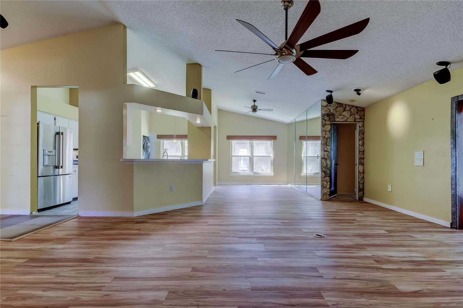1795 BAYHILL DR, OLDSMAR, FL — photo 7