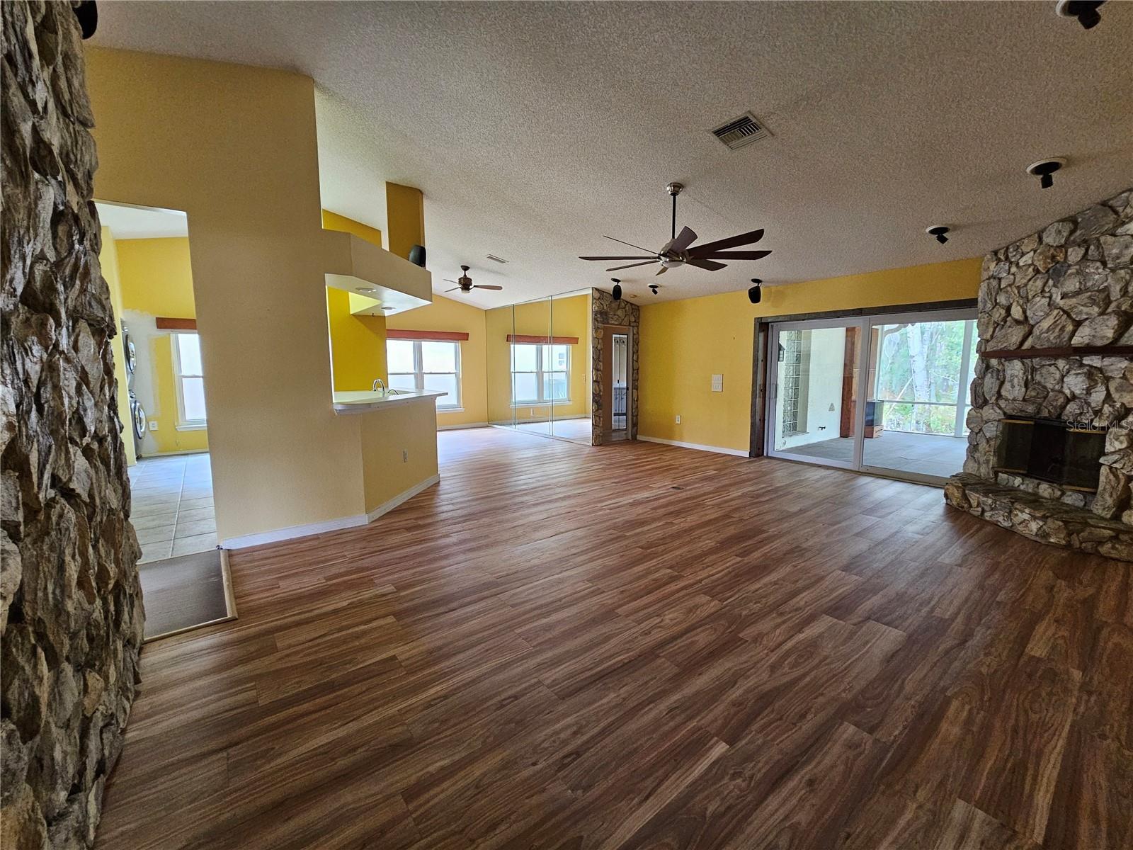 1795 BAYHILL DR, OLDSMAR, FL — photo 8