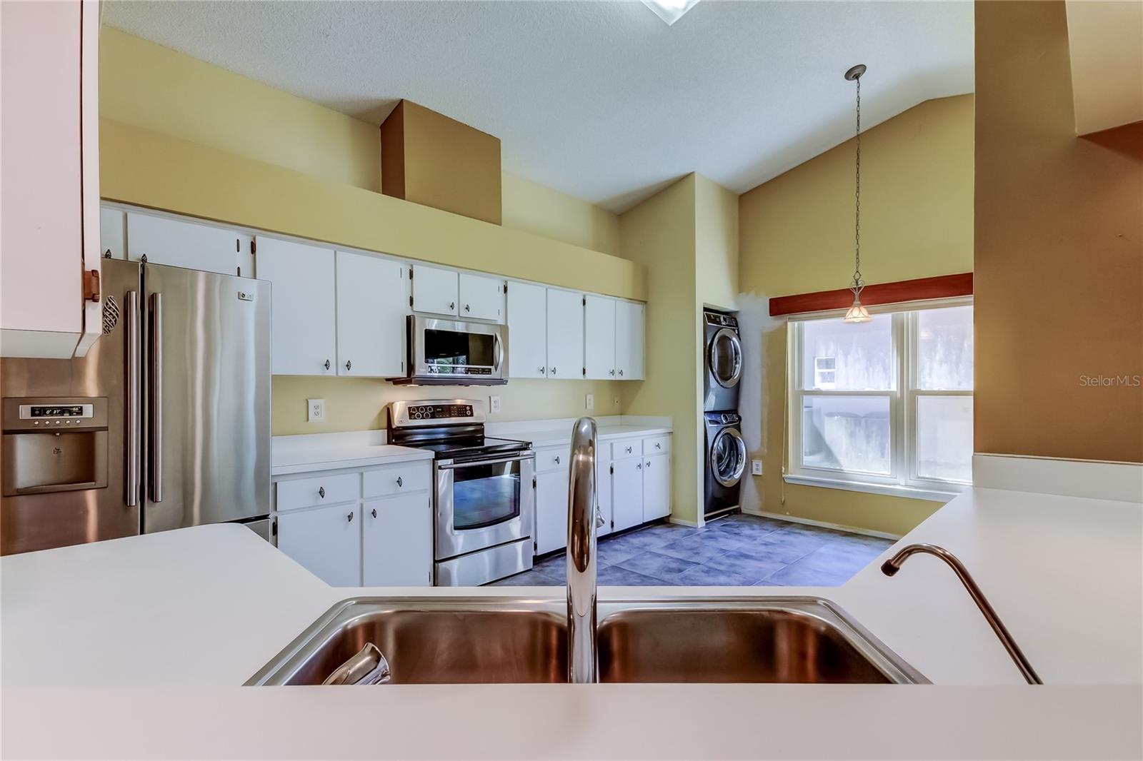 1795 BAYHILL DR, OLDSMAR, FL — photo 21