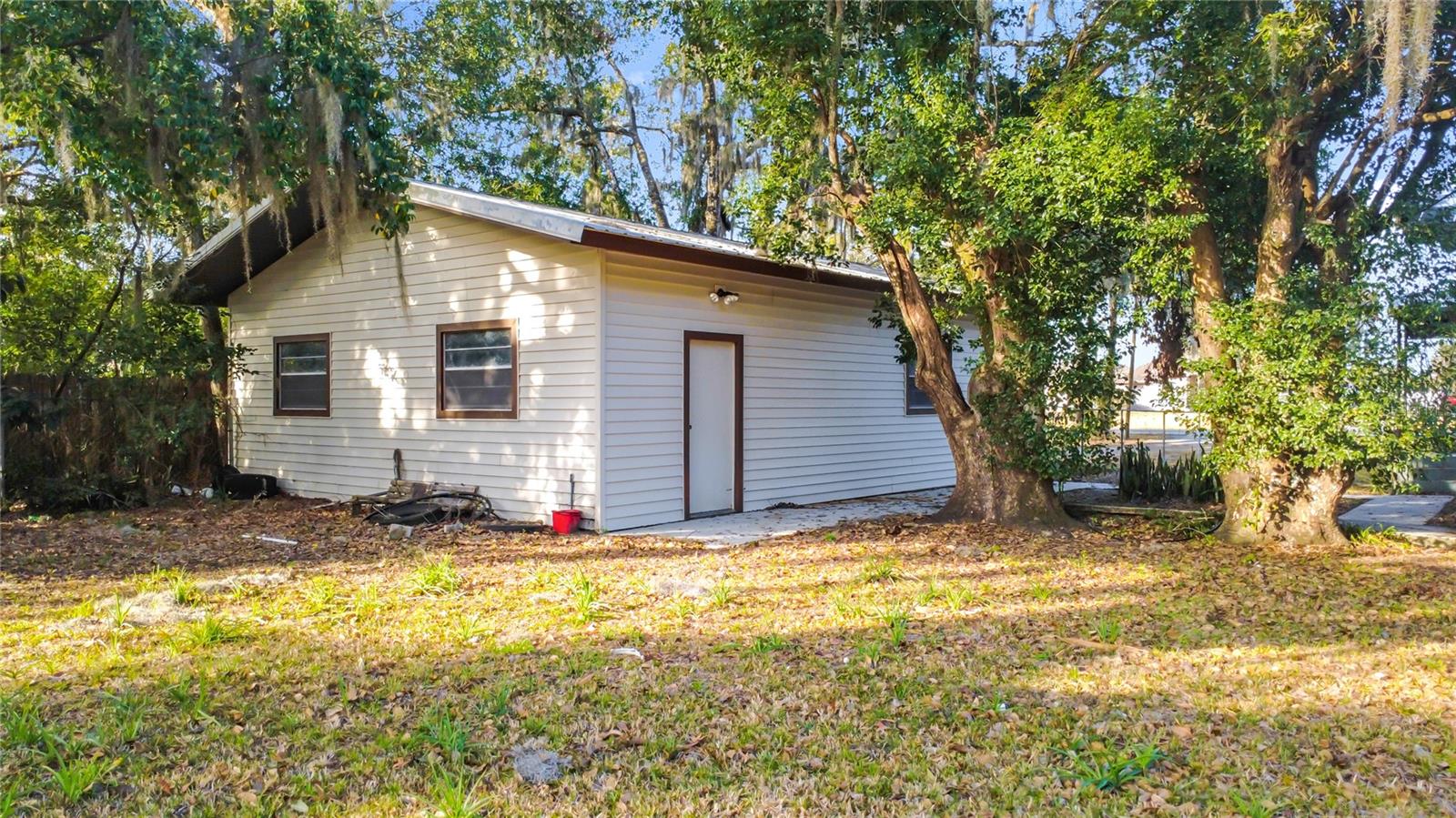 5759 LAKE ST, MOUNT DORA, FL — photo 14