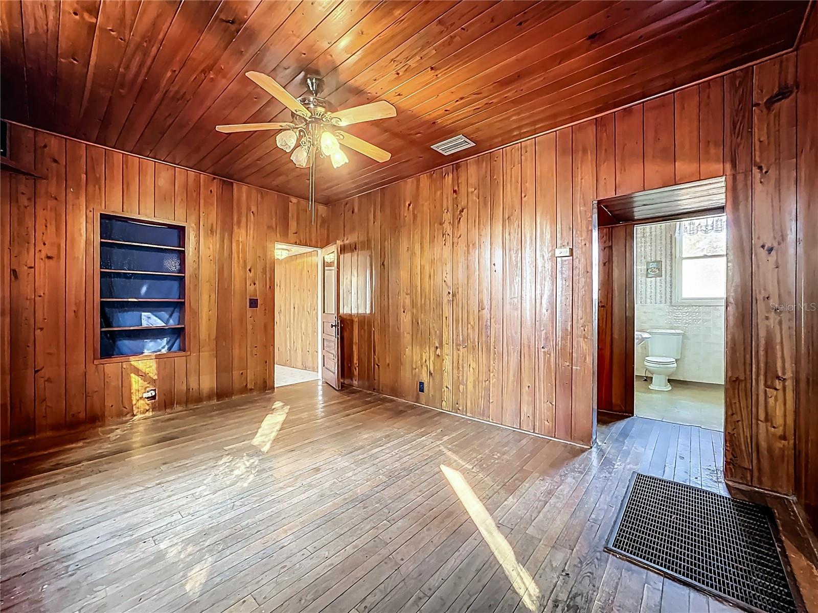 5759 LAKE ST, MOUNT DORA, FL — photo 52