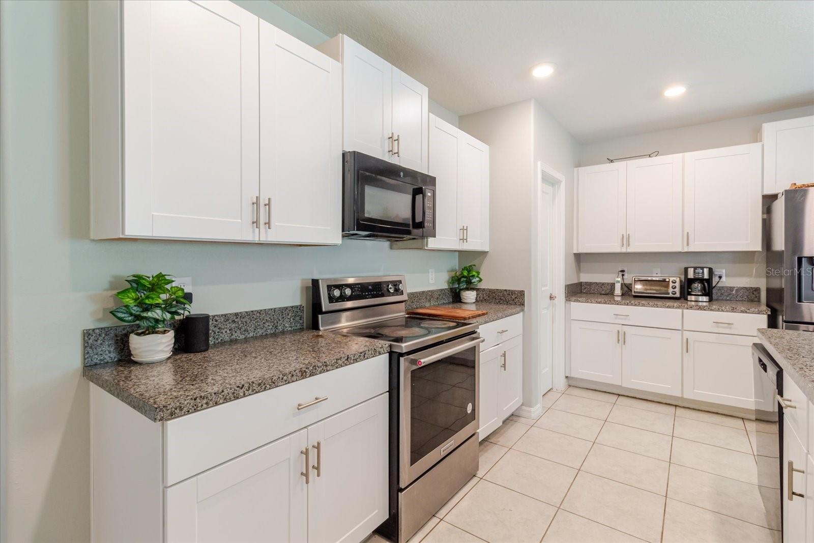 4513 ETERNAL PRINCE DR, SUN CITY CENTER, FL — photo 24