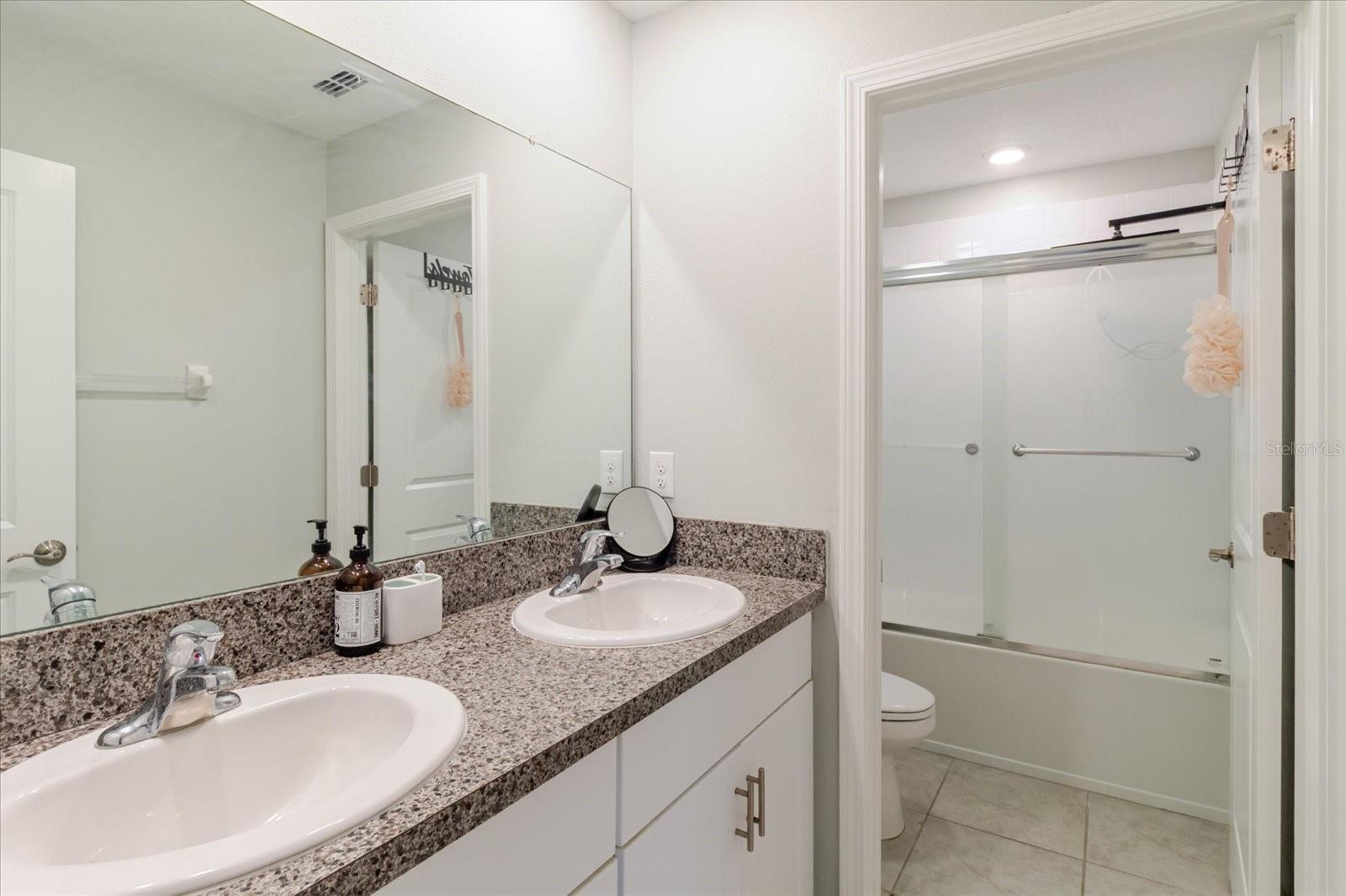 4513 ETERNAL PRINCE DR, SUN CITY CENTER, FL — photo 57