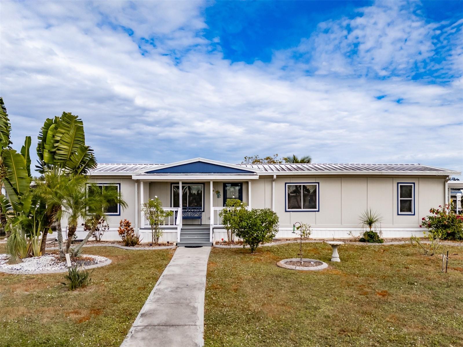 143 E SAINT ANNES CIR, APOLLO BEACH, FL — photo 3