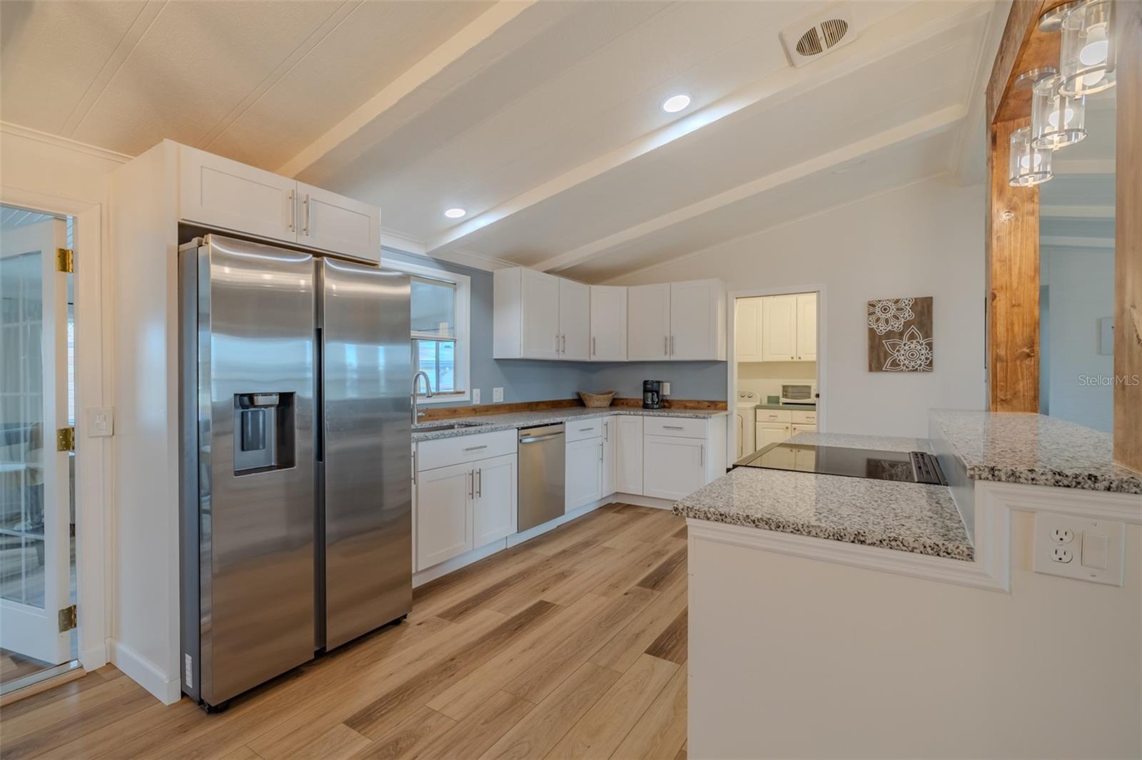 143 E SAINT ANNES CIR, APOLLO BEACH, FL — photo 13